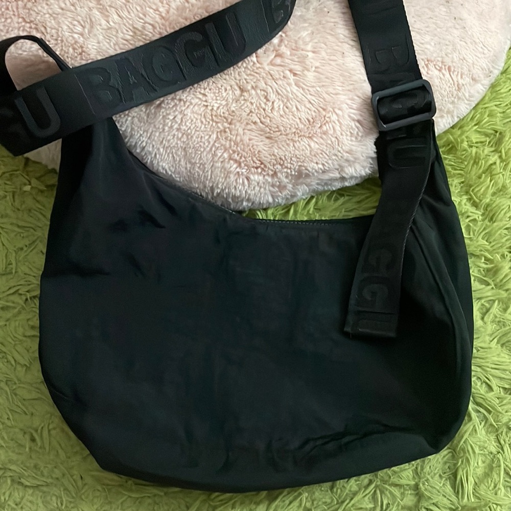 Baggu black crescent bag